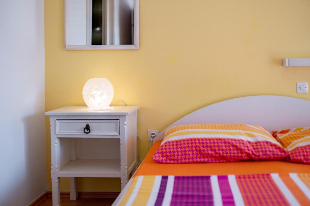 Apartmani Milena Barbat na Rabu Bagian luar foto