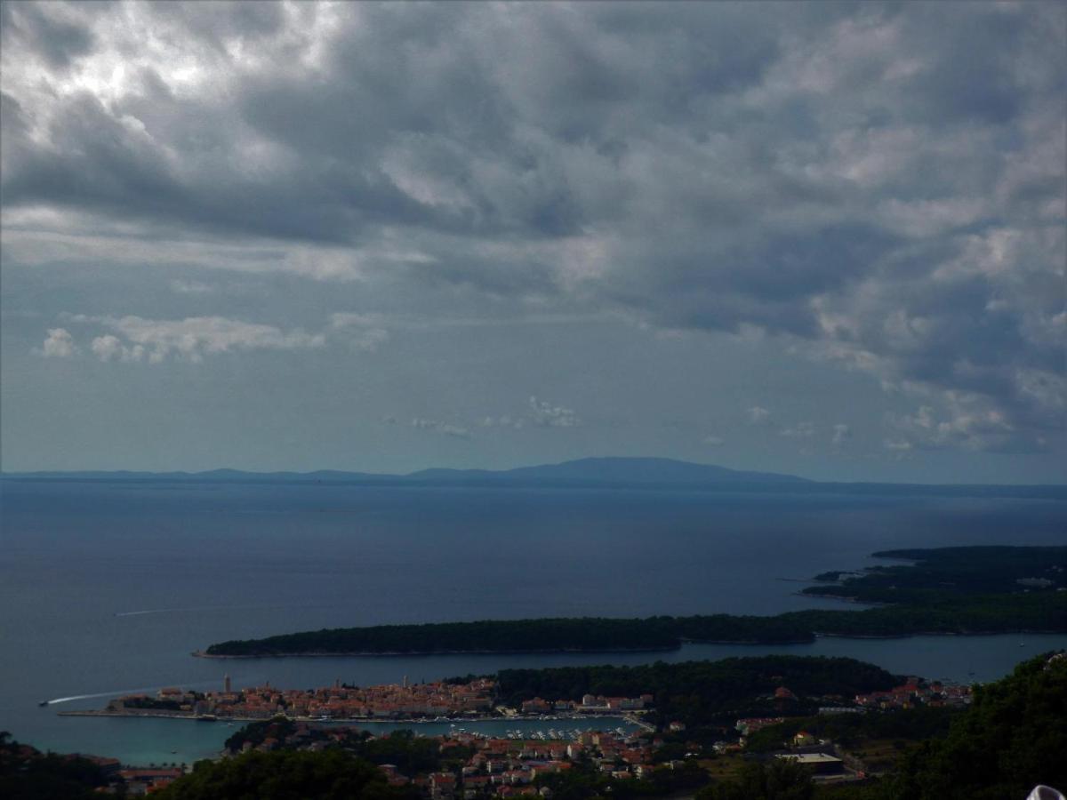 Apartmani Milena Barbat na Rabu Bagian luar foto