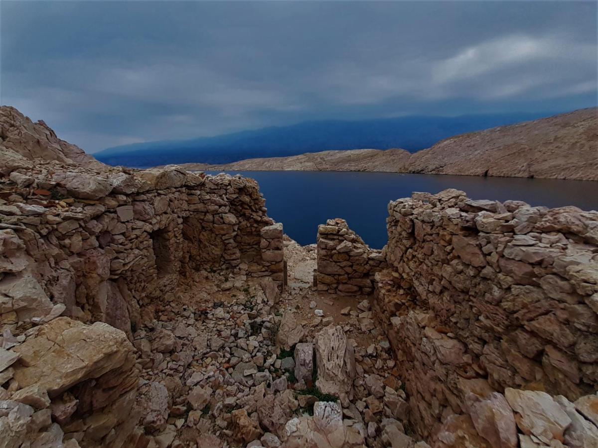 Apartmani Milena Barbat na Rabu Bagian luar foto