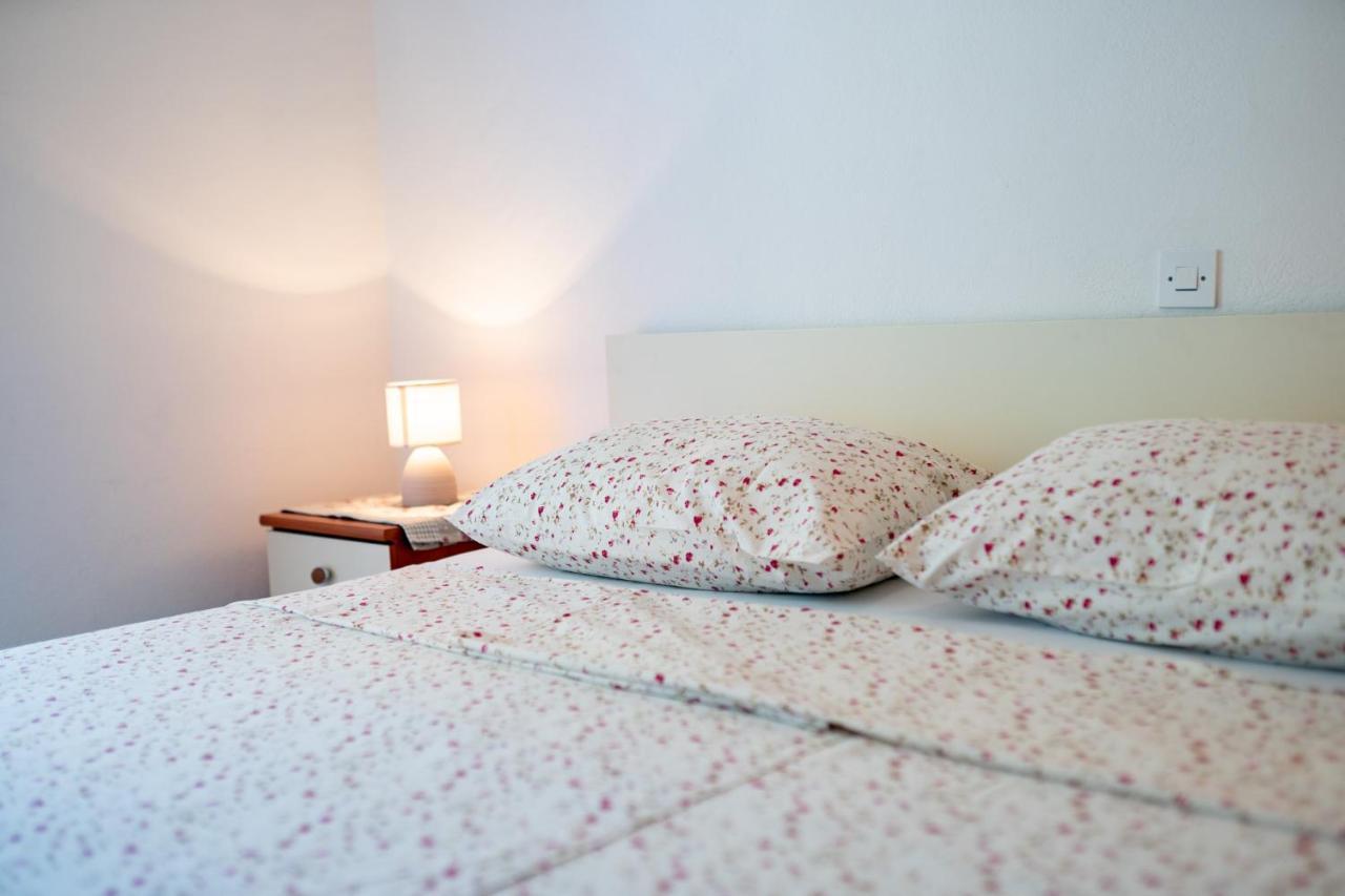 Apartmani Milena Barbat na Rabu Bagian luar foto