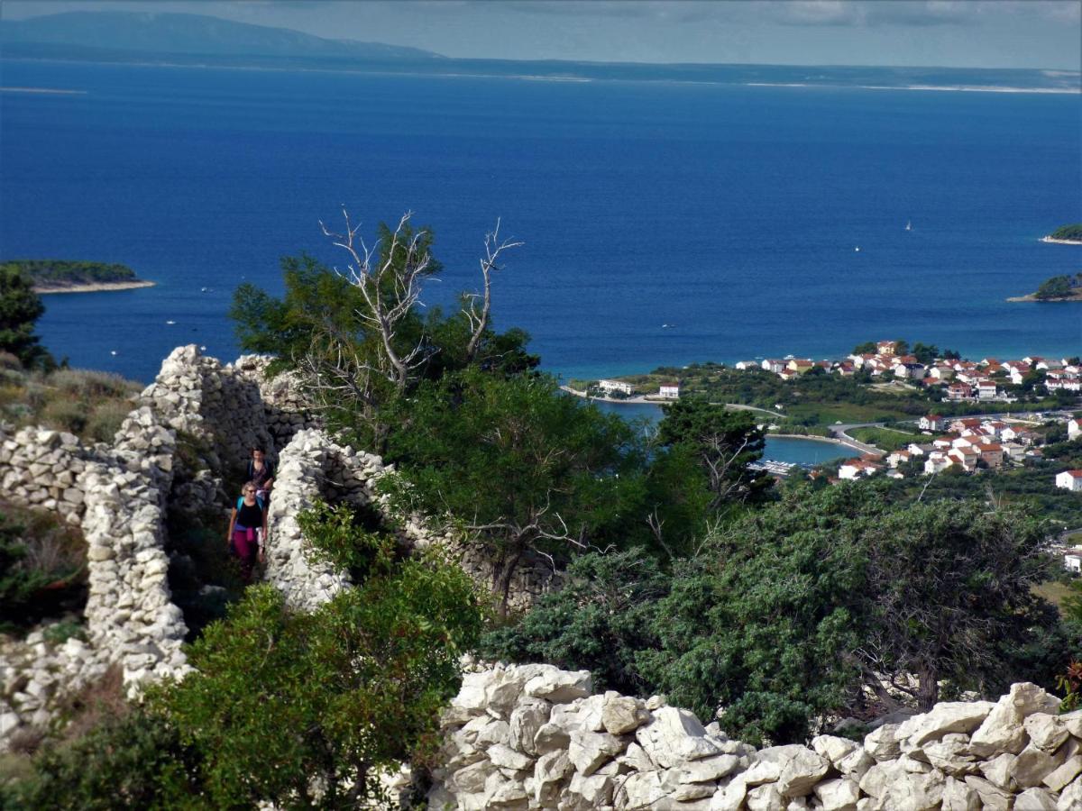 Apartmani Milena Barbat na Rabu Bagian luar foto